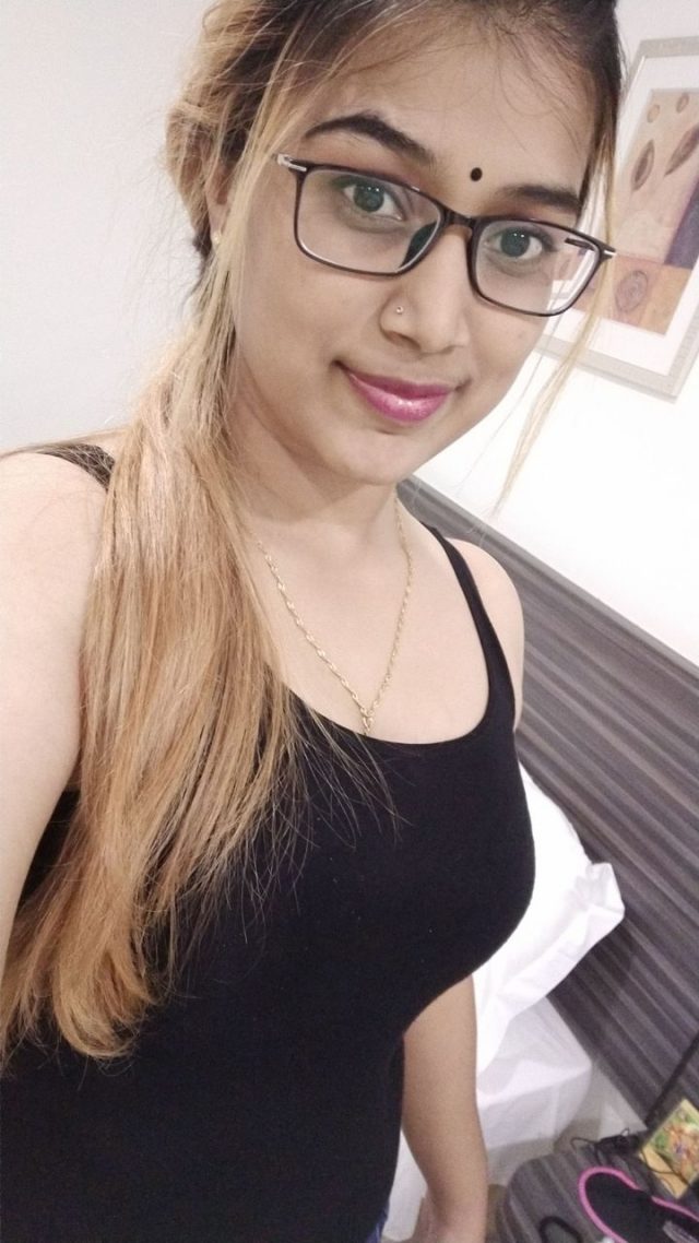 Beautiful Bigboob Tamil Girl