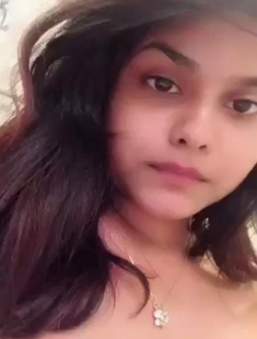 Beautiful Cute Desi Girl Showing Boobs And Pink Pussy