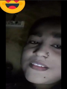 Bangladeshi Village Bhabhi Showing On VideoCall