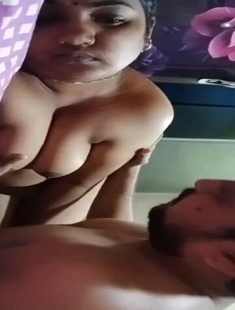 Desi Wife Give Handjob To Husband